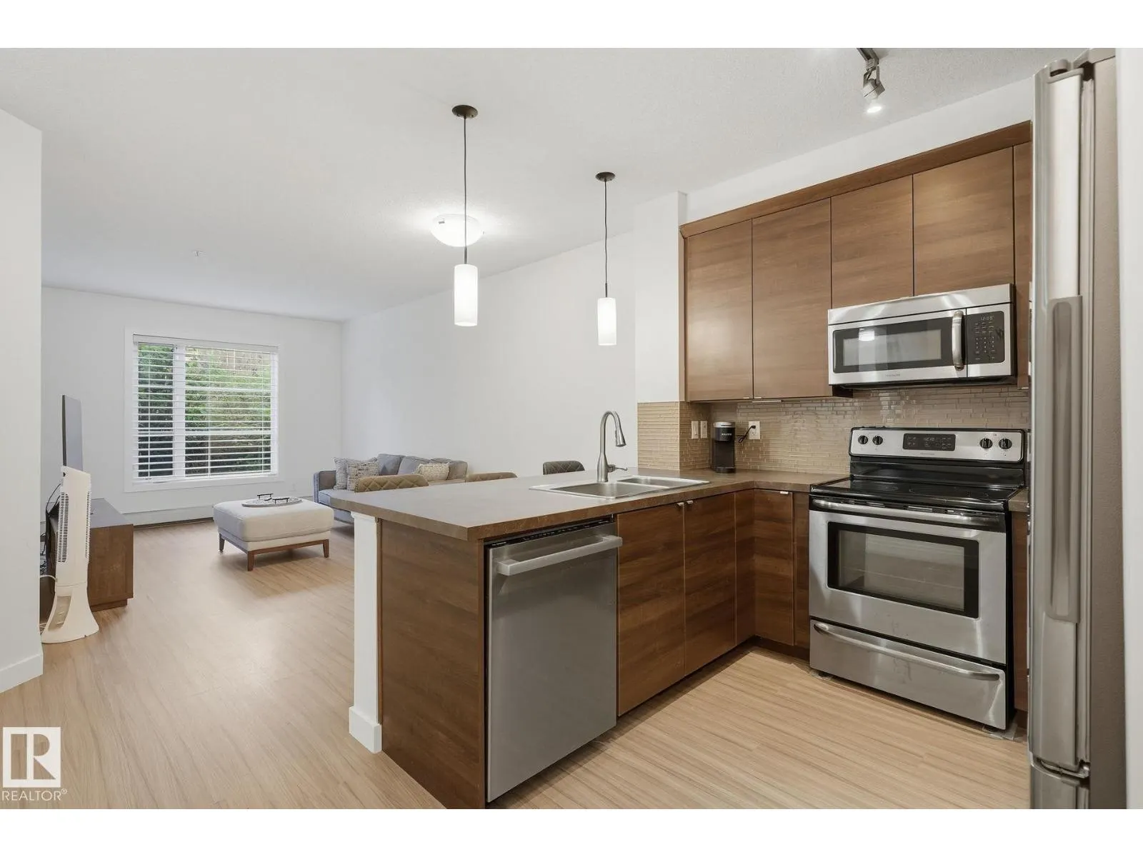 #108 2590 ANDERSON WY SW