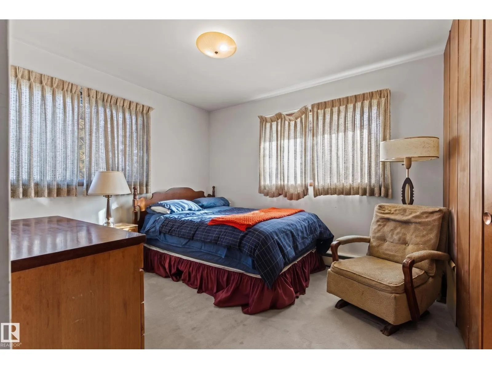 12808 63 AV NW