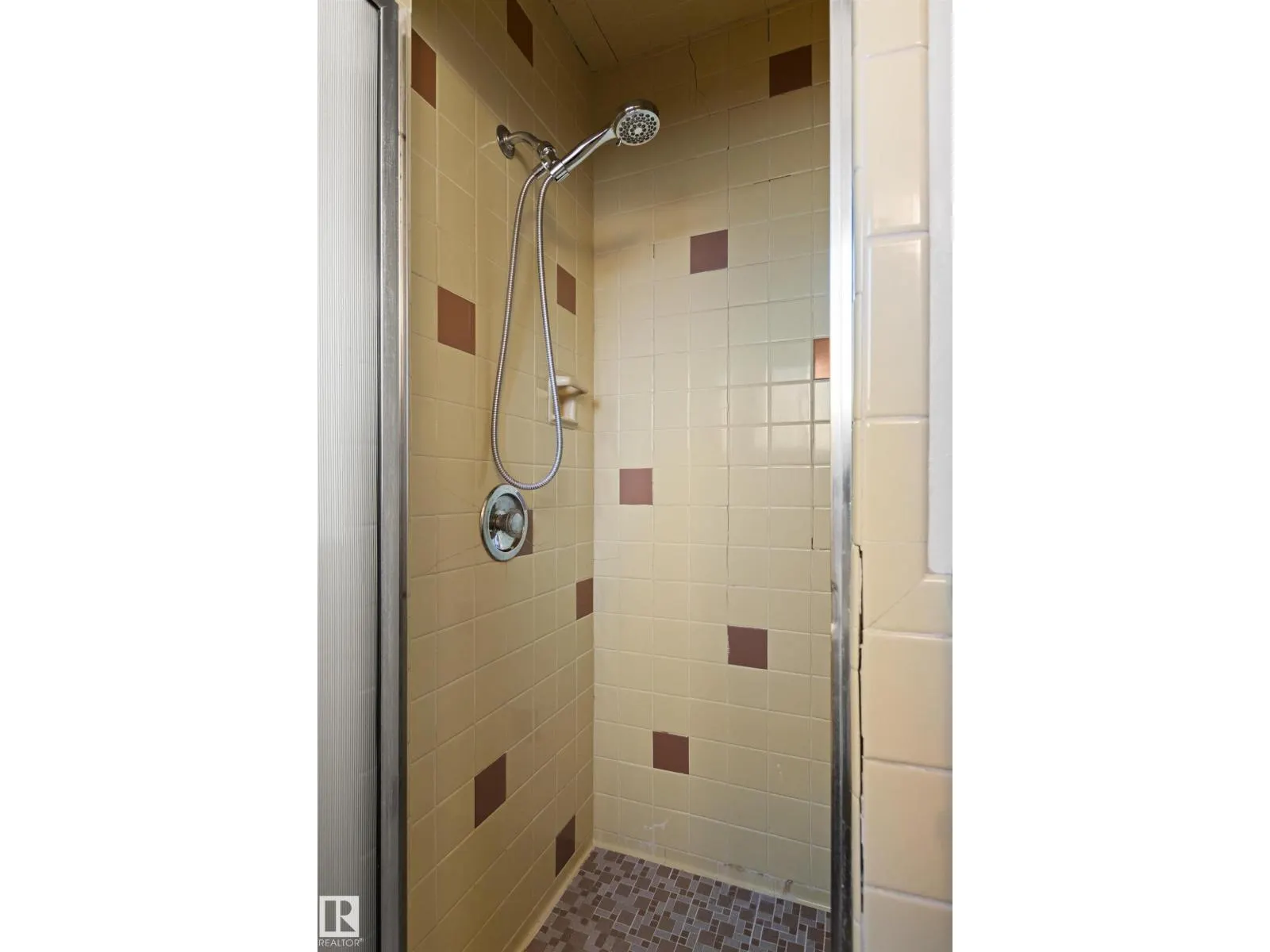 12808 63 AV NW