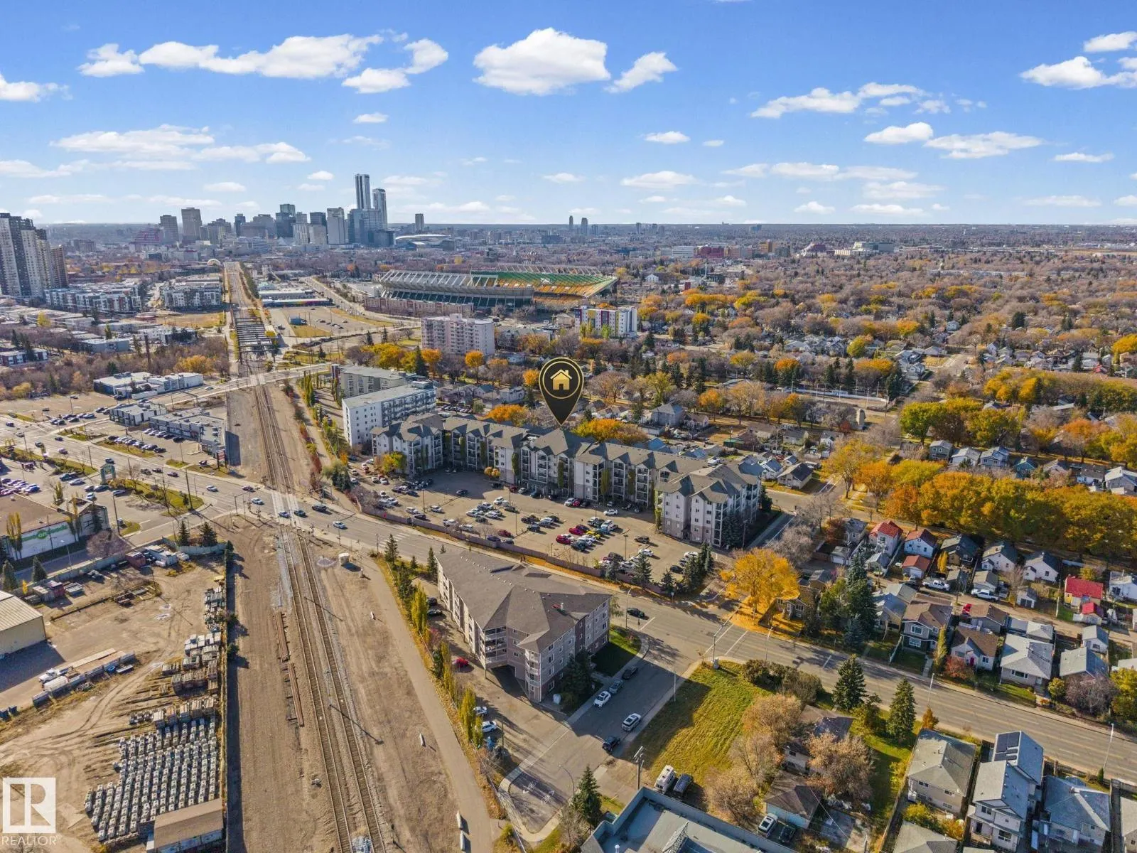 #211 11325 83 ST NW