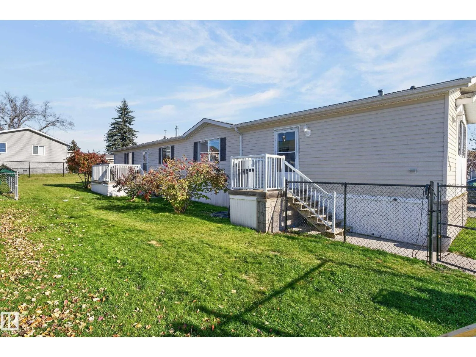 #1558 53222 Range Rd 272