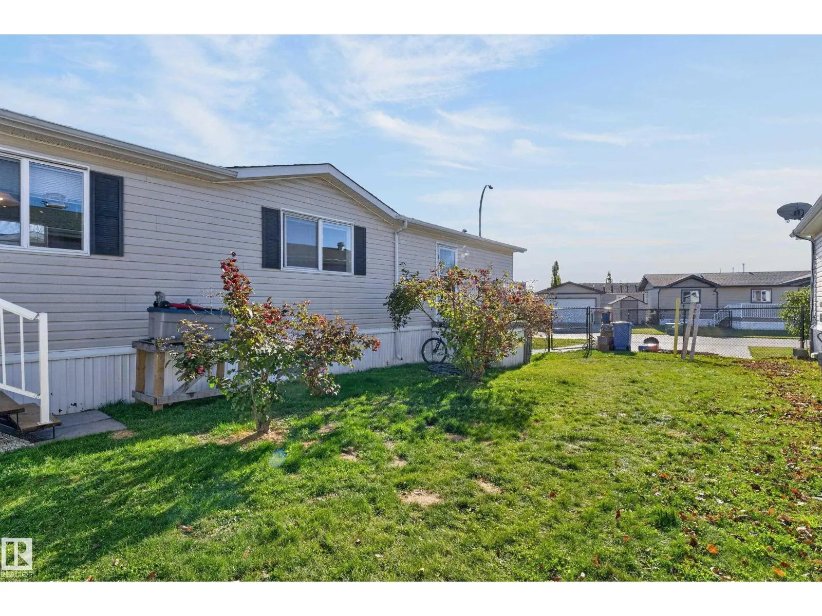 #1558 53222 Range Rd 272