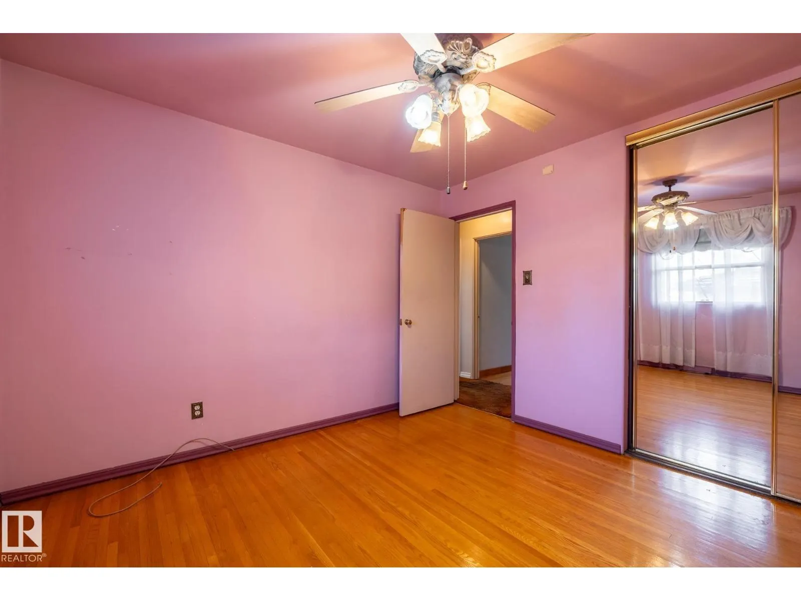 10652 146 ST NW