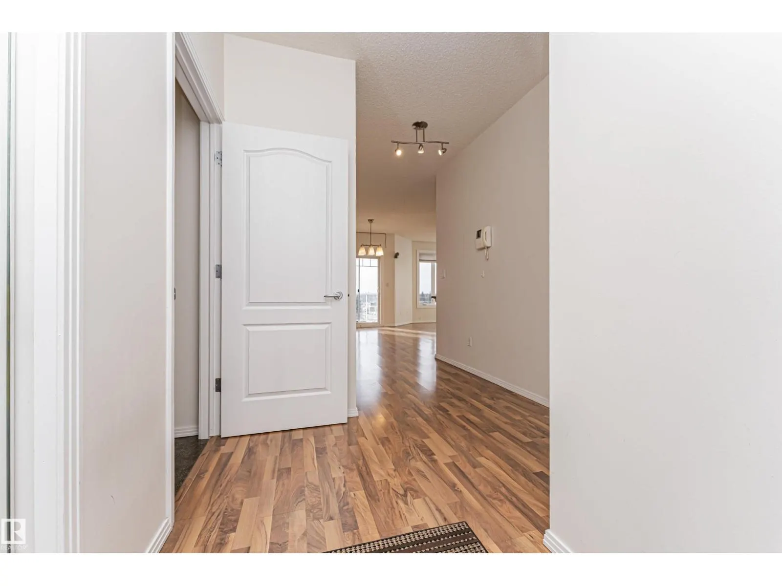 #418 12111 51 AV NW