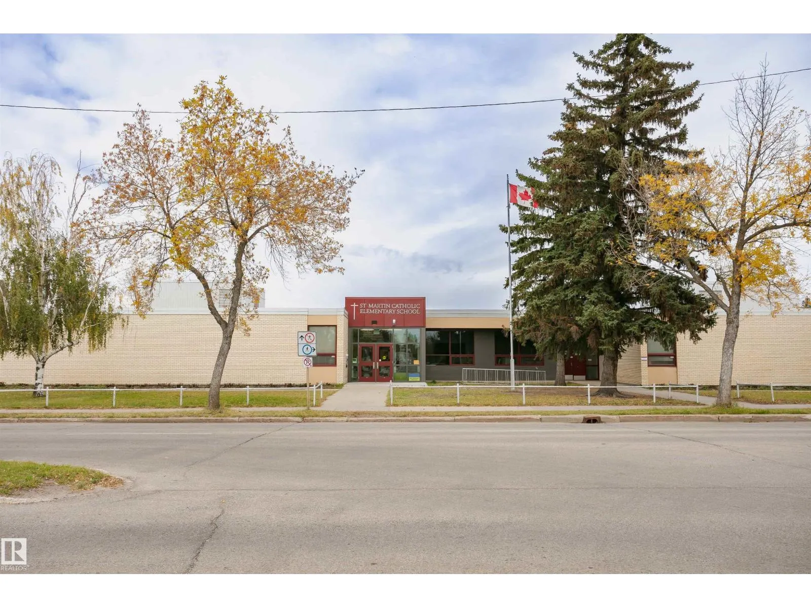 #418 12111 51 AV NW