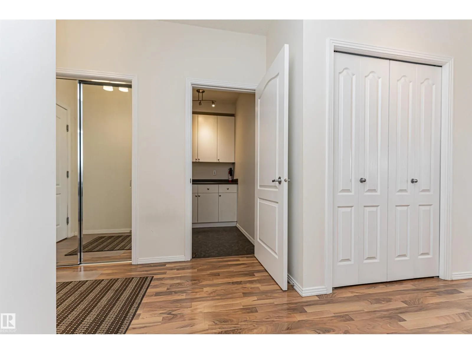 #418 12111 51 AV NW