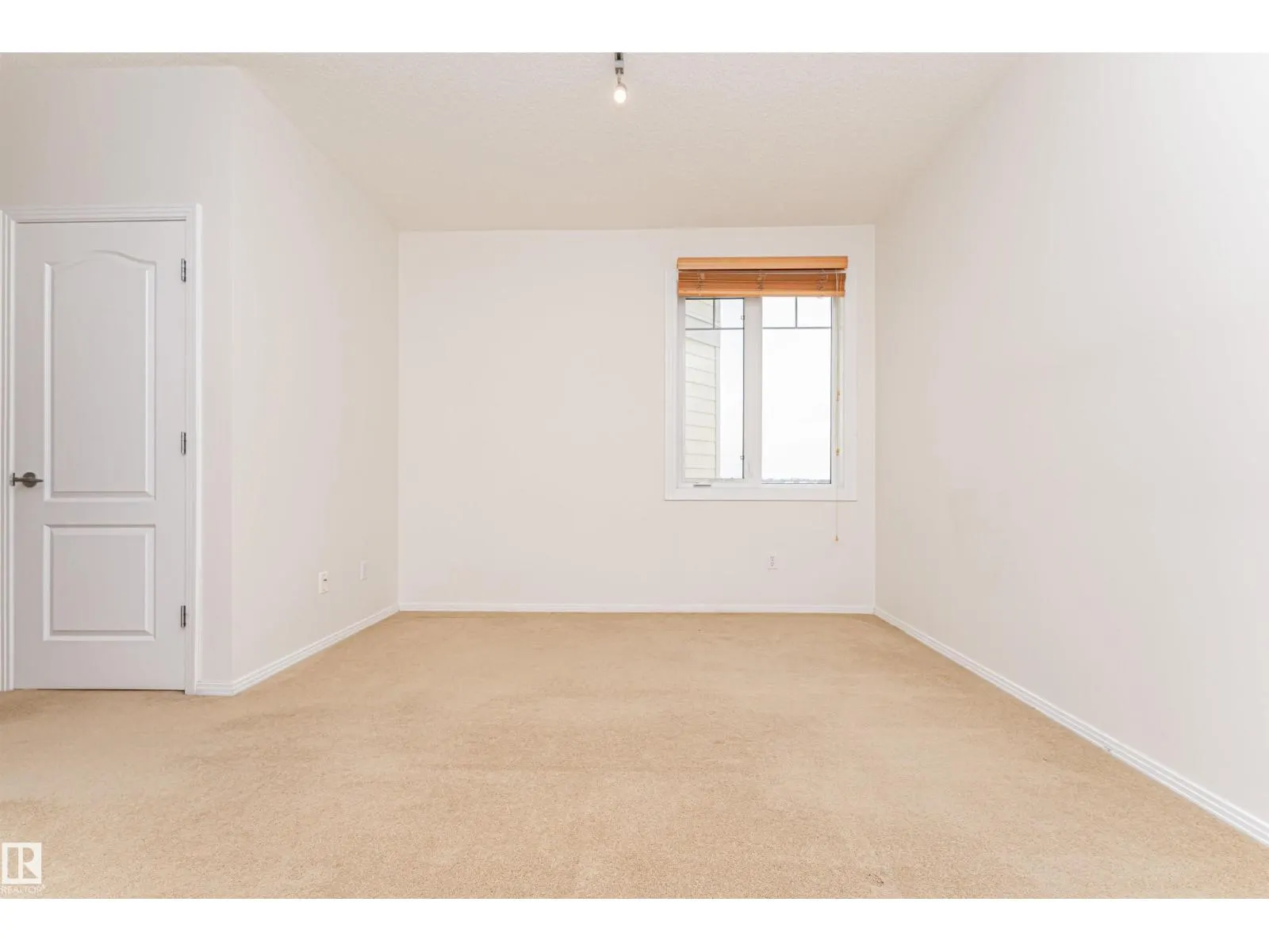 #418 12111 51 AV NW