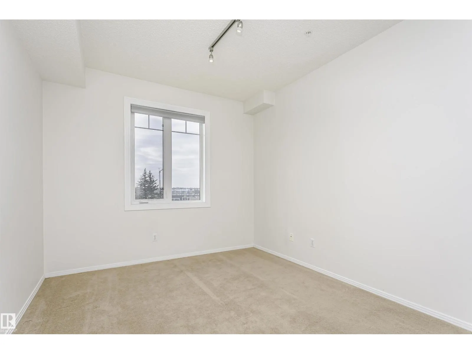 #418 12111 51 AV NW
