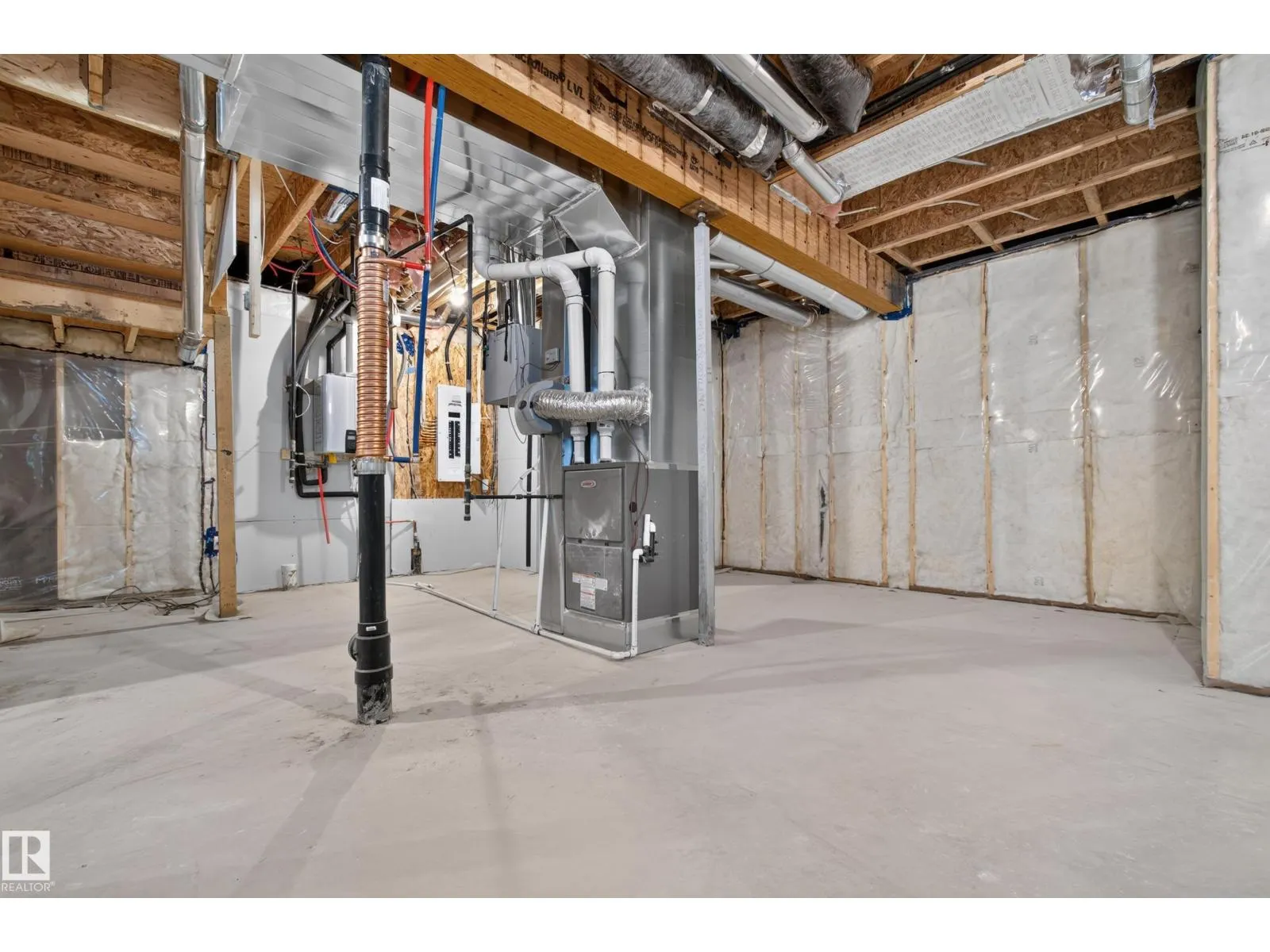 13127 187 AV NW