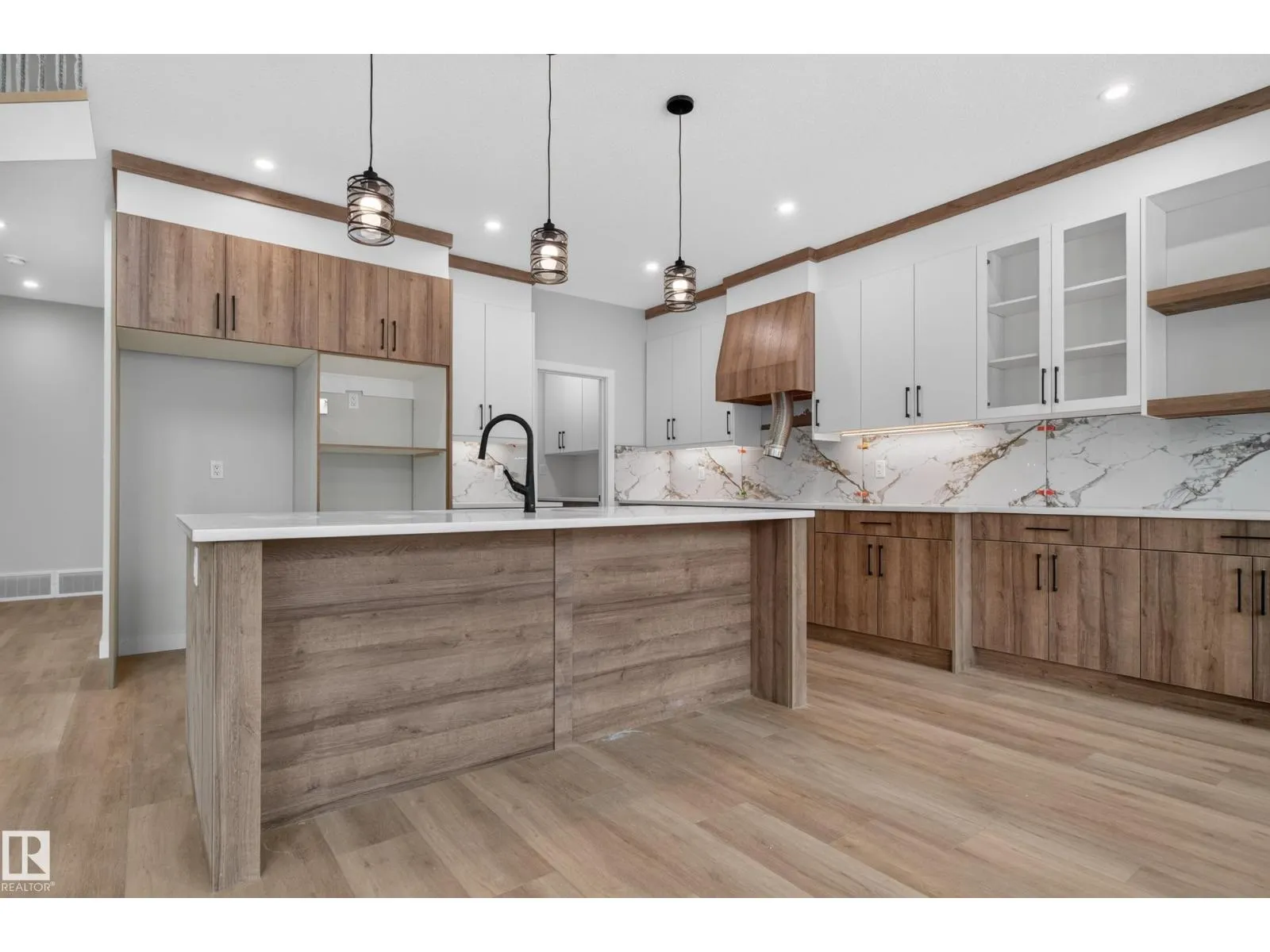 13127 187 AV NW