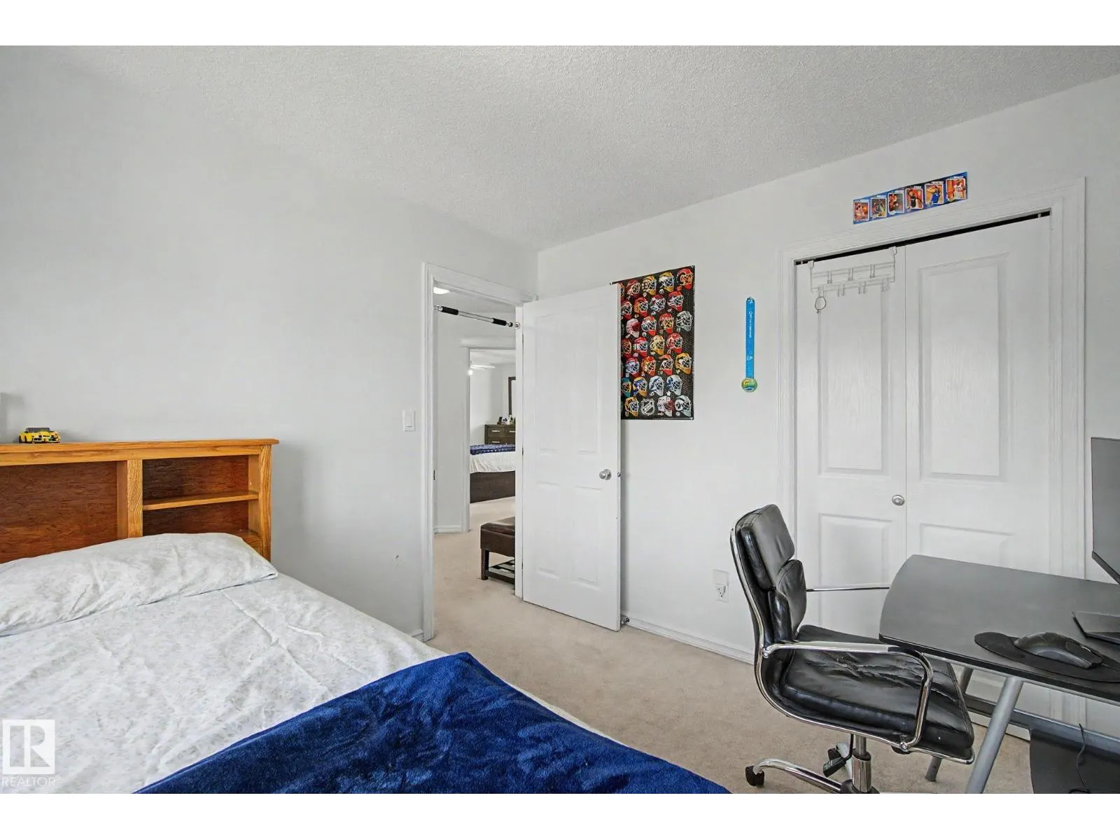 3236 21 ST NW