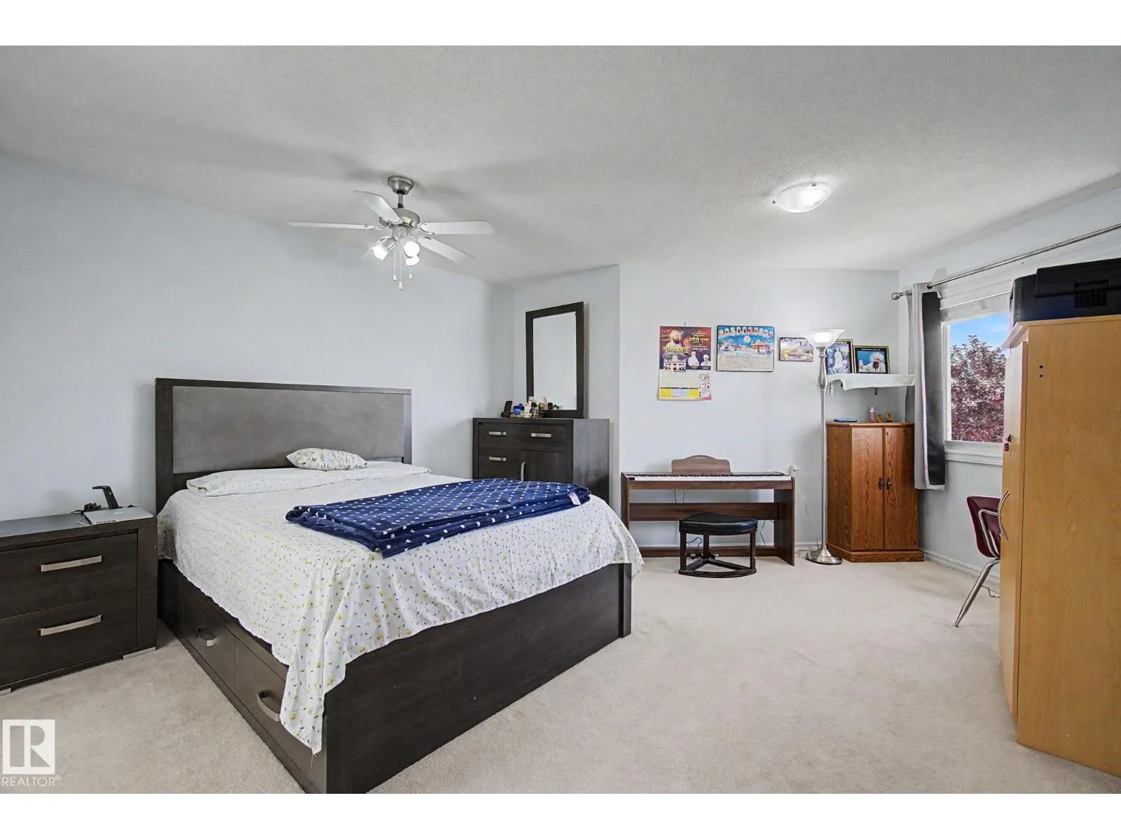 3236 21 ST NW