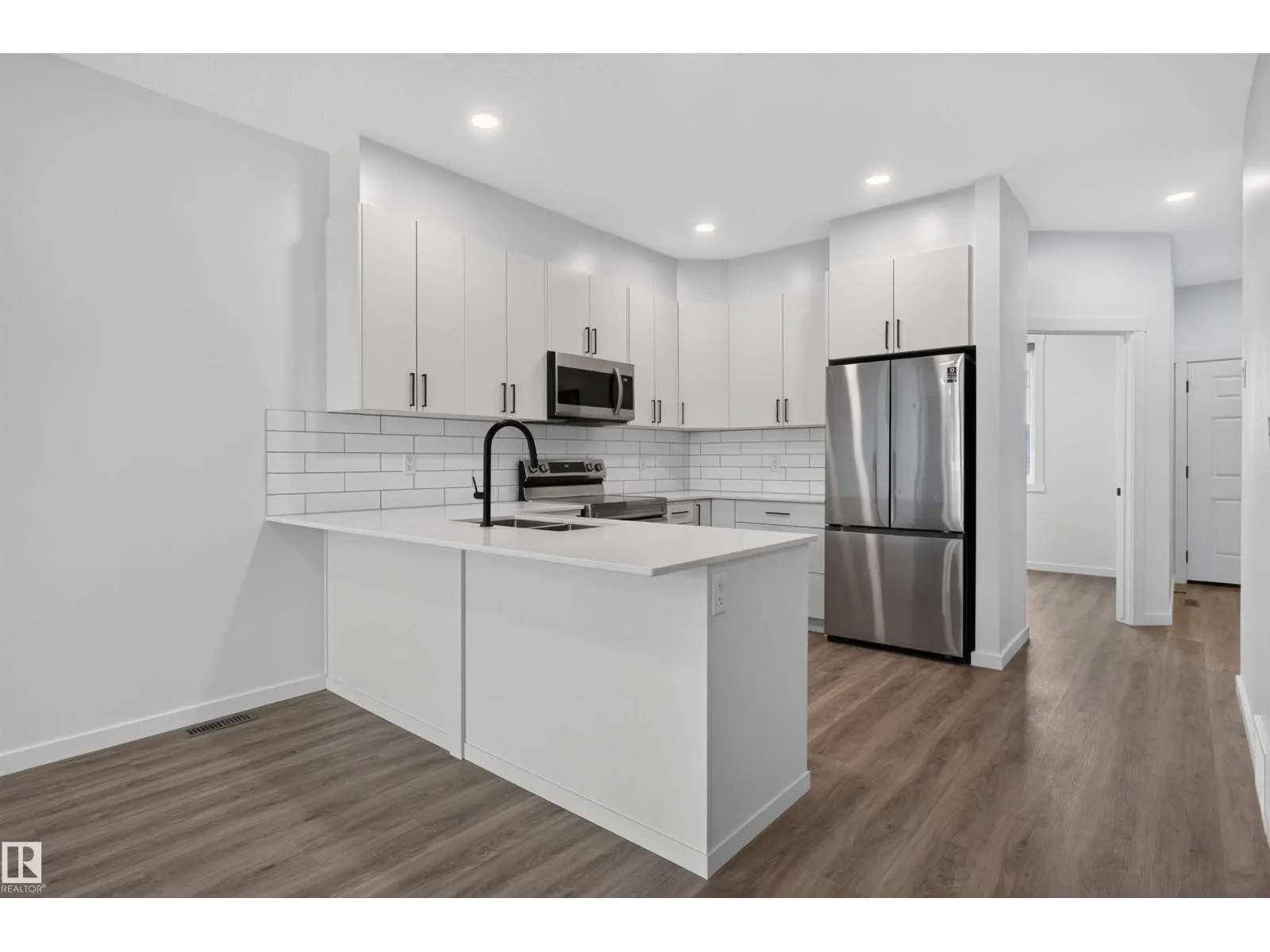 1219 PODERSKY WD SW