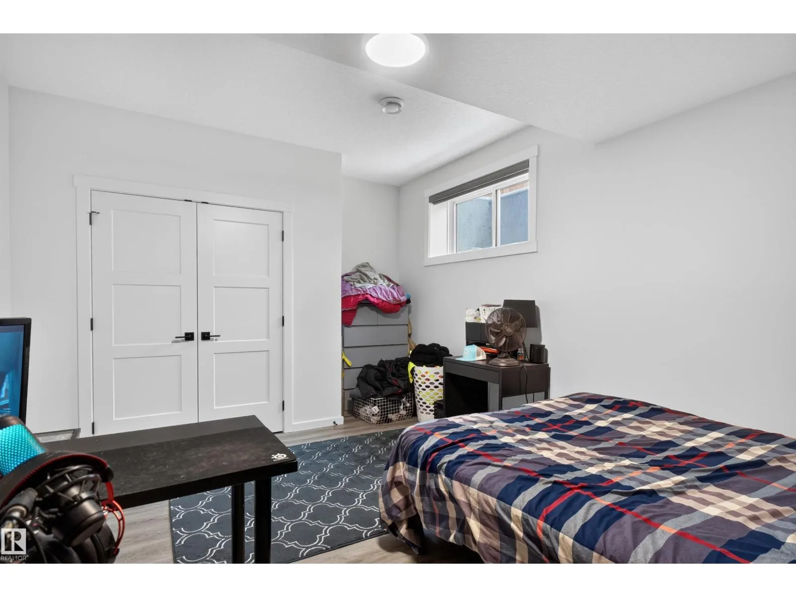 1219 PODERSKY WD SW