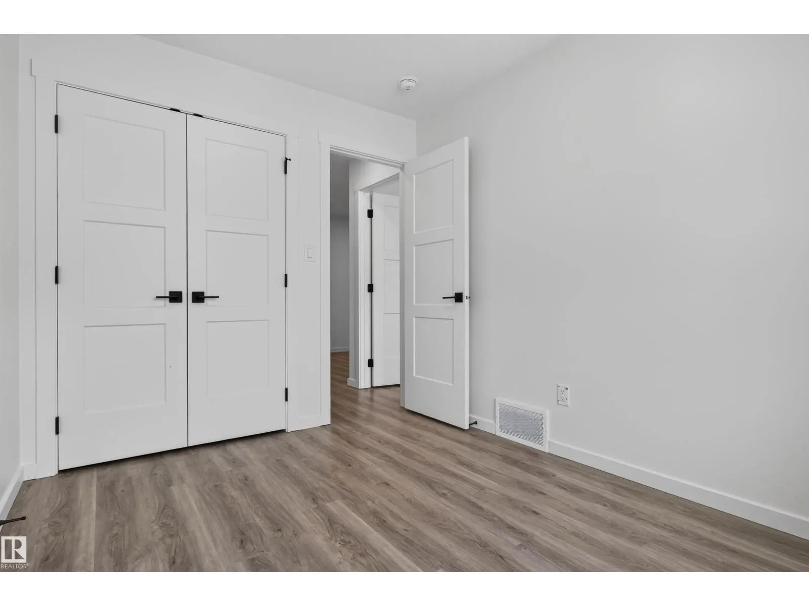 1219 PODERSKY WD SW