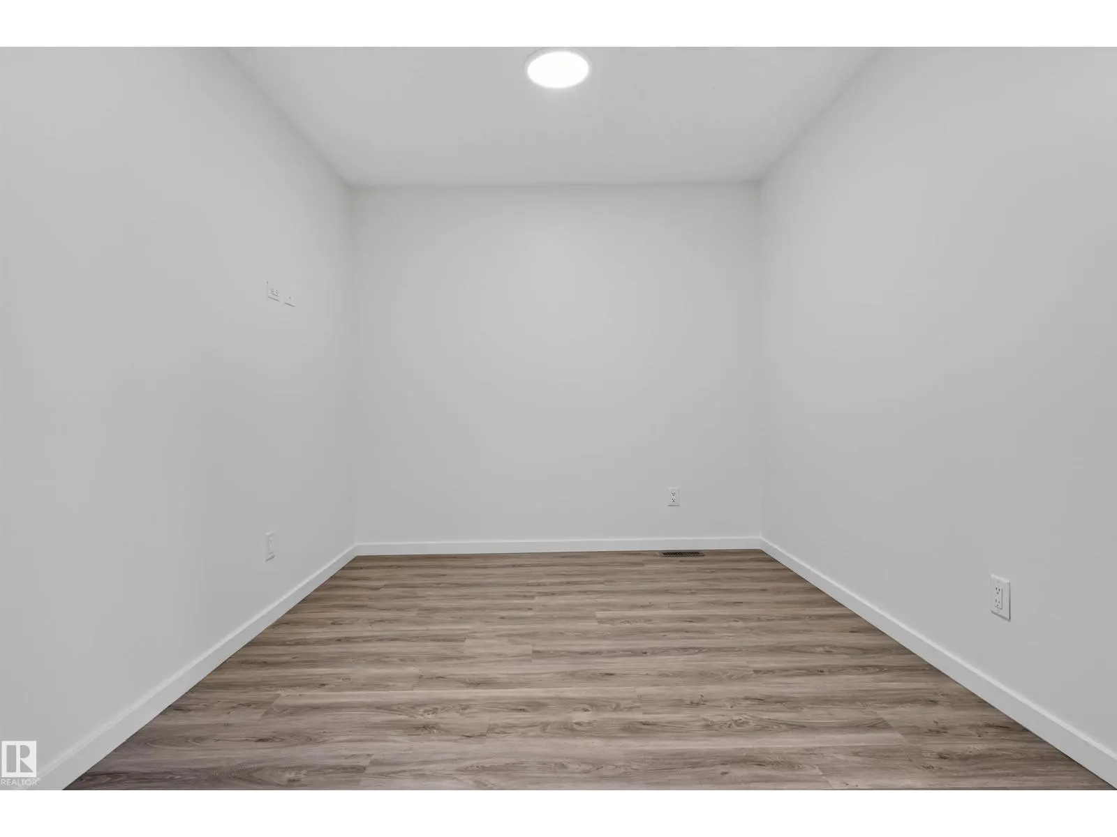 1219 PODERSKY WD SW