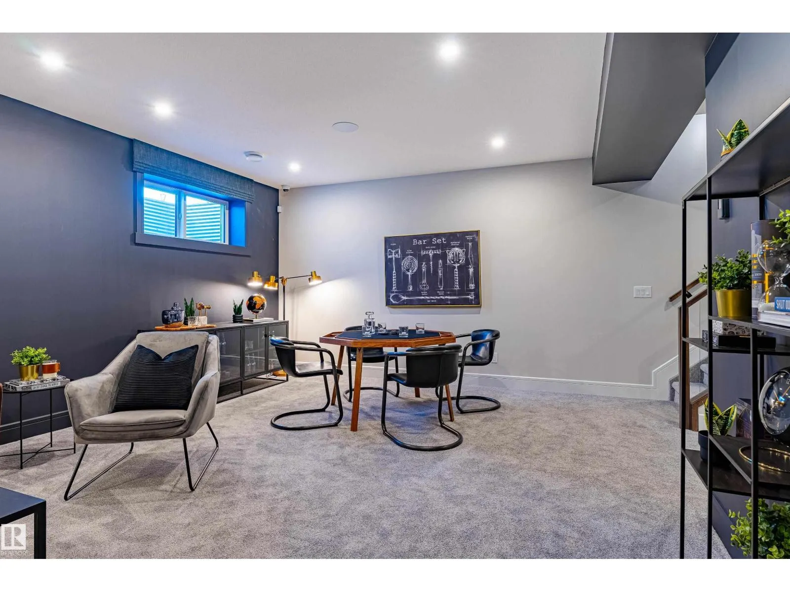 2512 204 ST NW NW