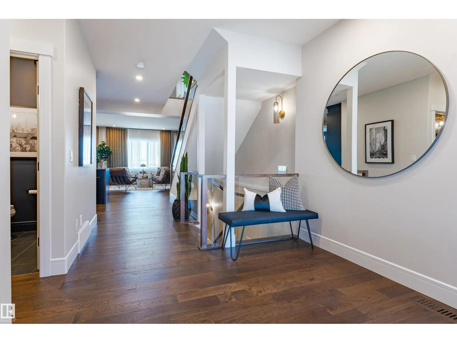 2512 204 ST NW NW