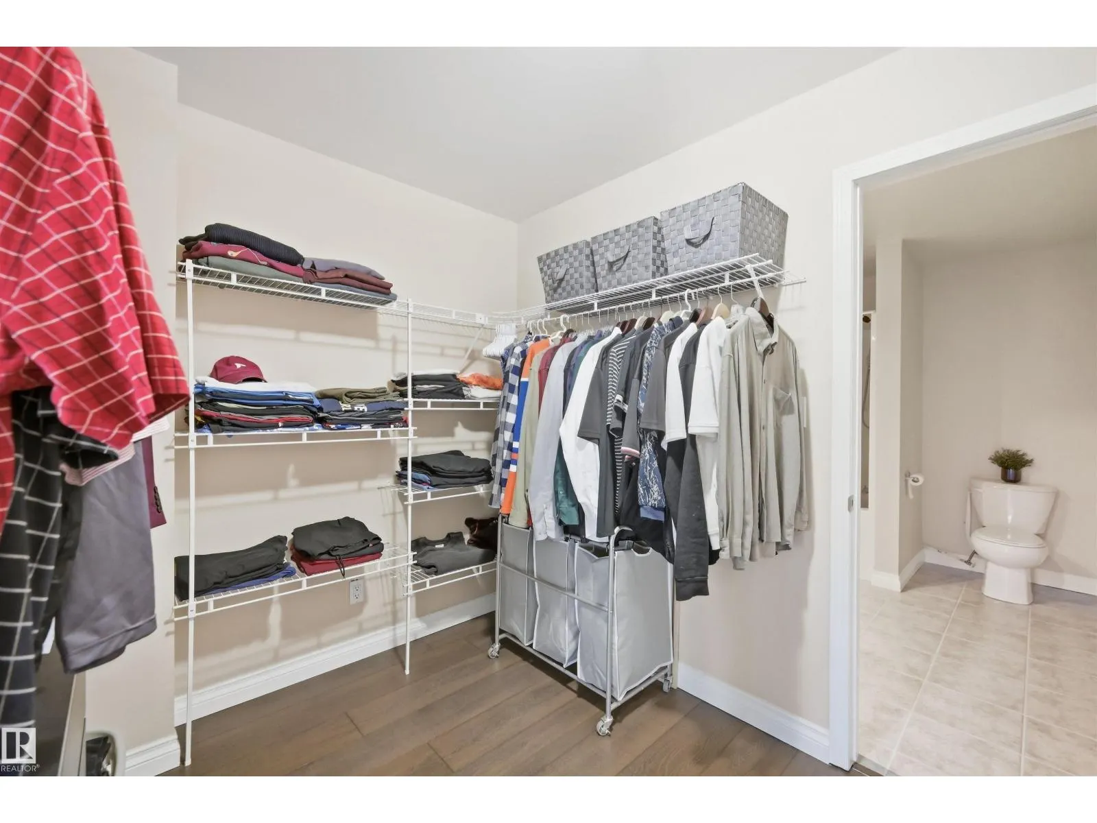 #302 10106 105 ST NW