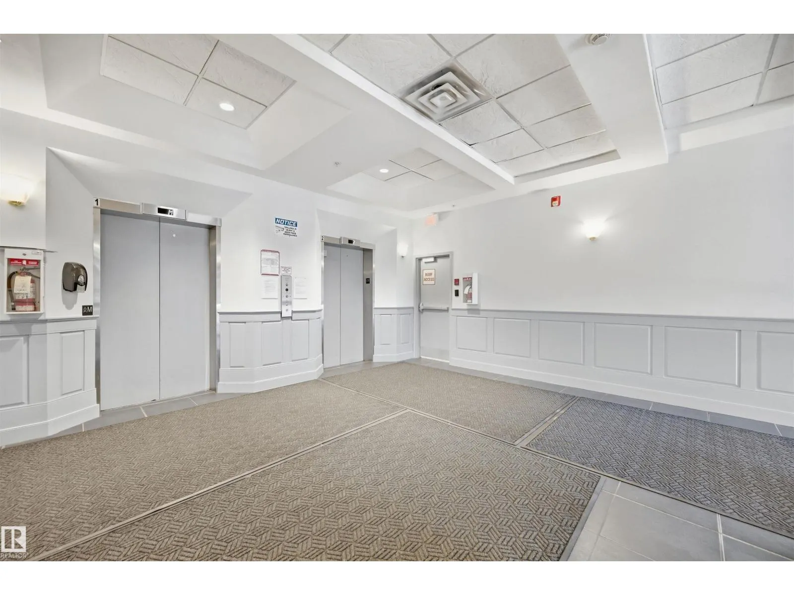 #302 10106 105 ST NW