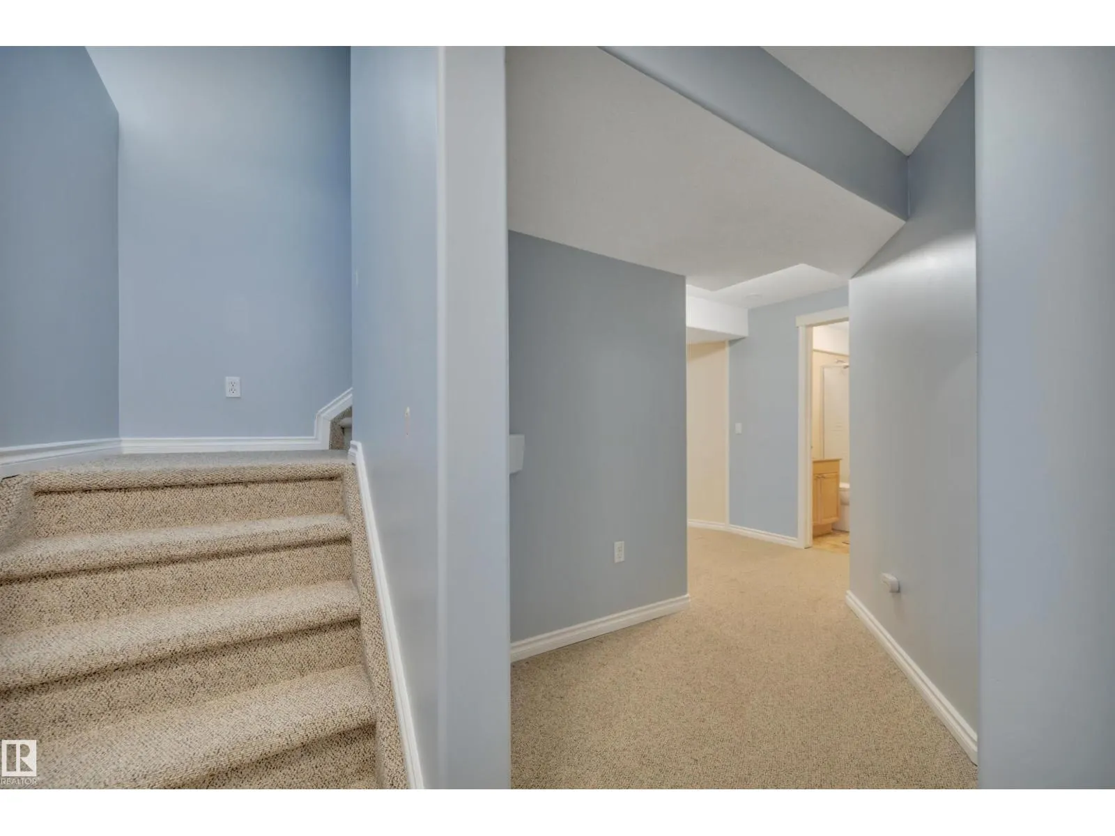 78 BIRCHMONT CR