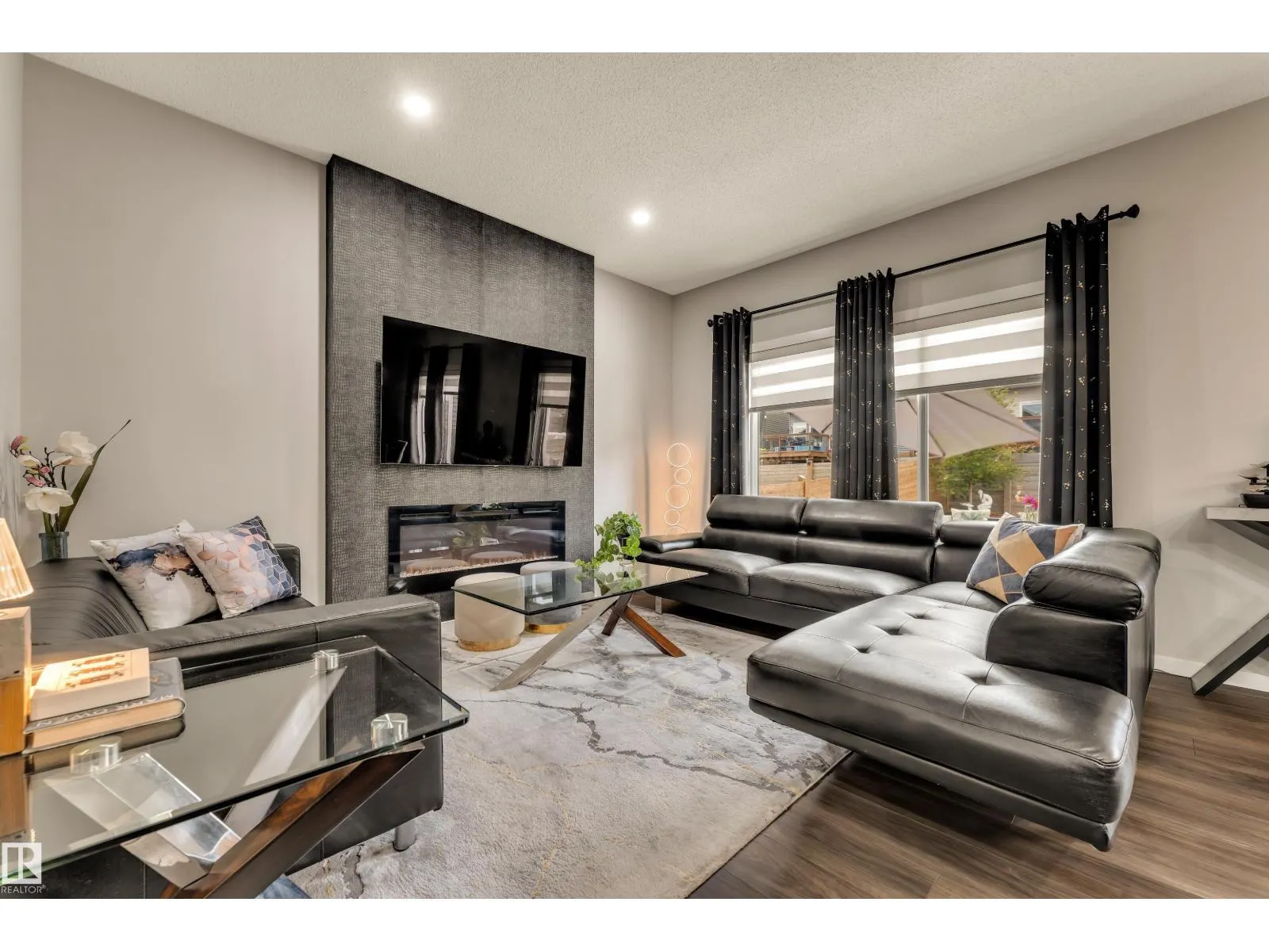 4107 5 AV SW