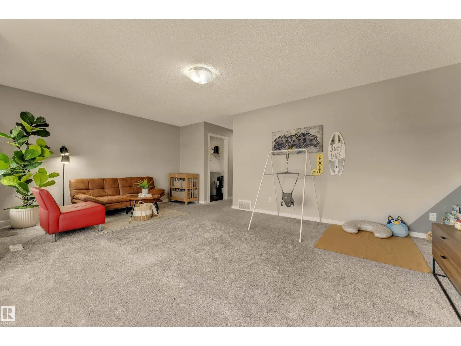 4107 5 AV SW