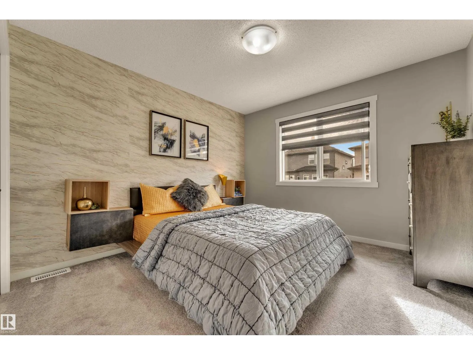 4107 5 AV SW