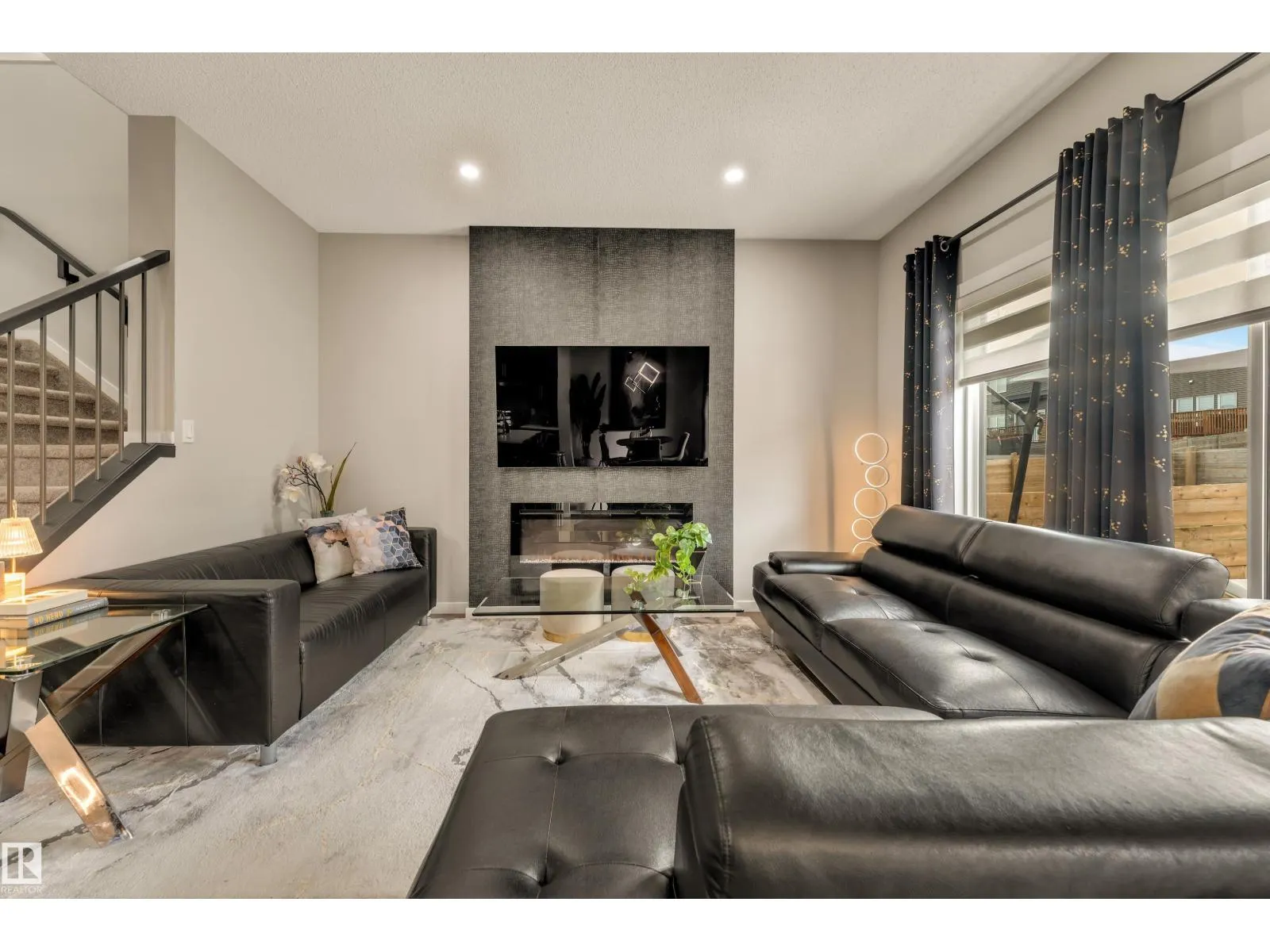 4107 5 AV SW
