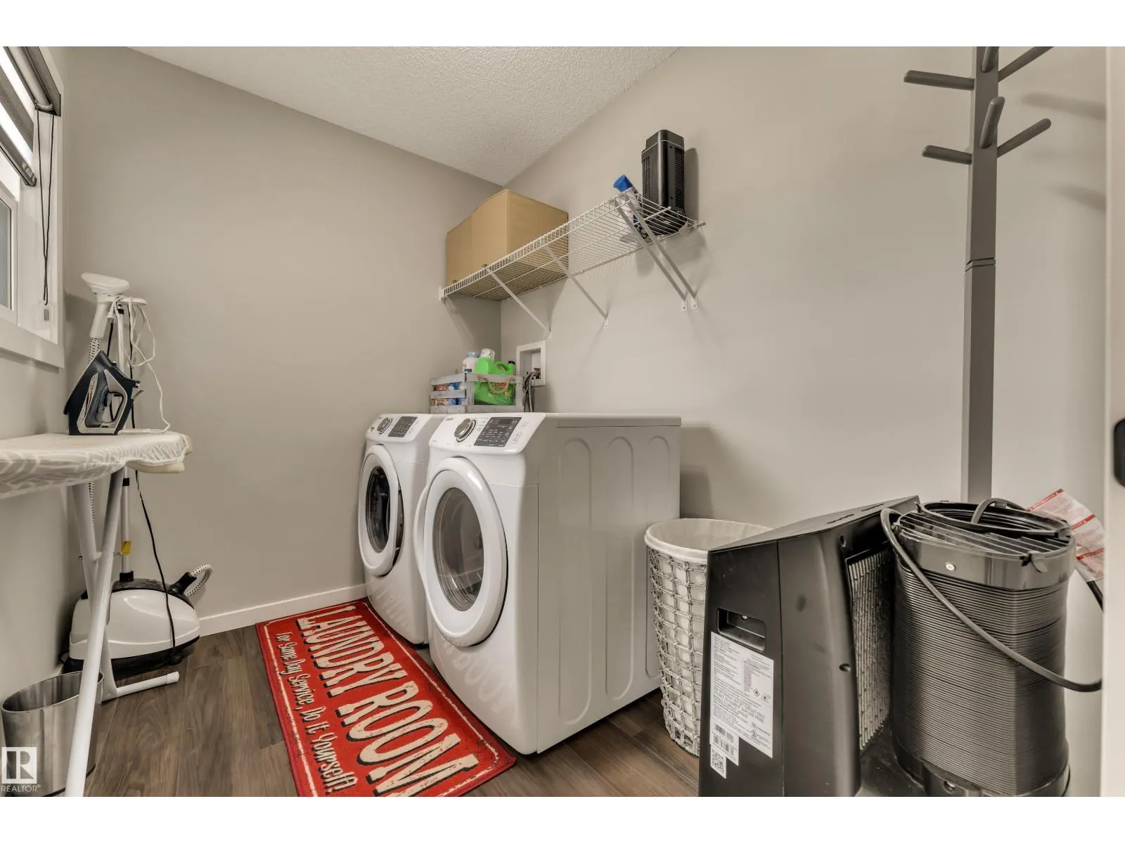 4107 5 AV SW