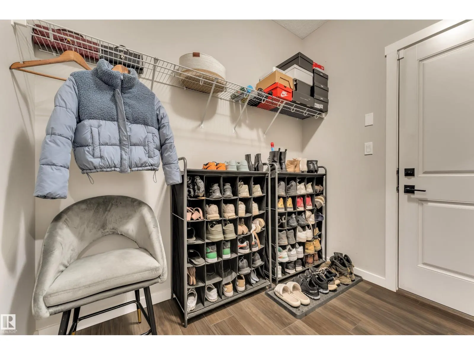 4107 5 AV SW
