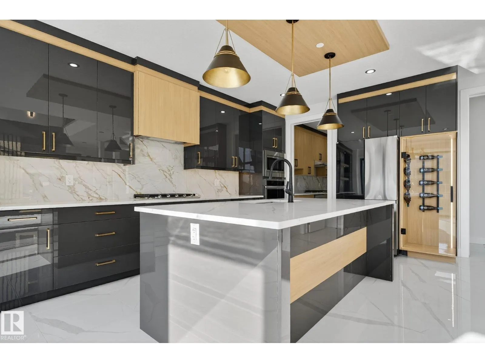 6020 19 ST NE