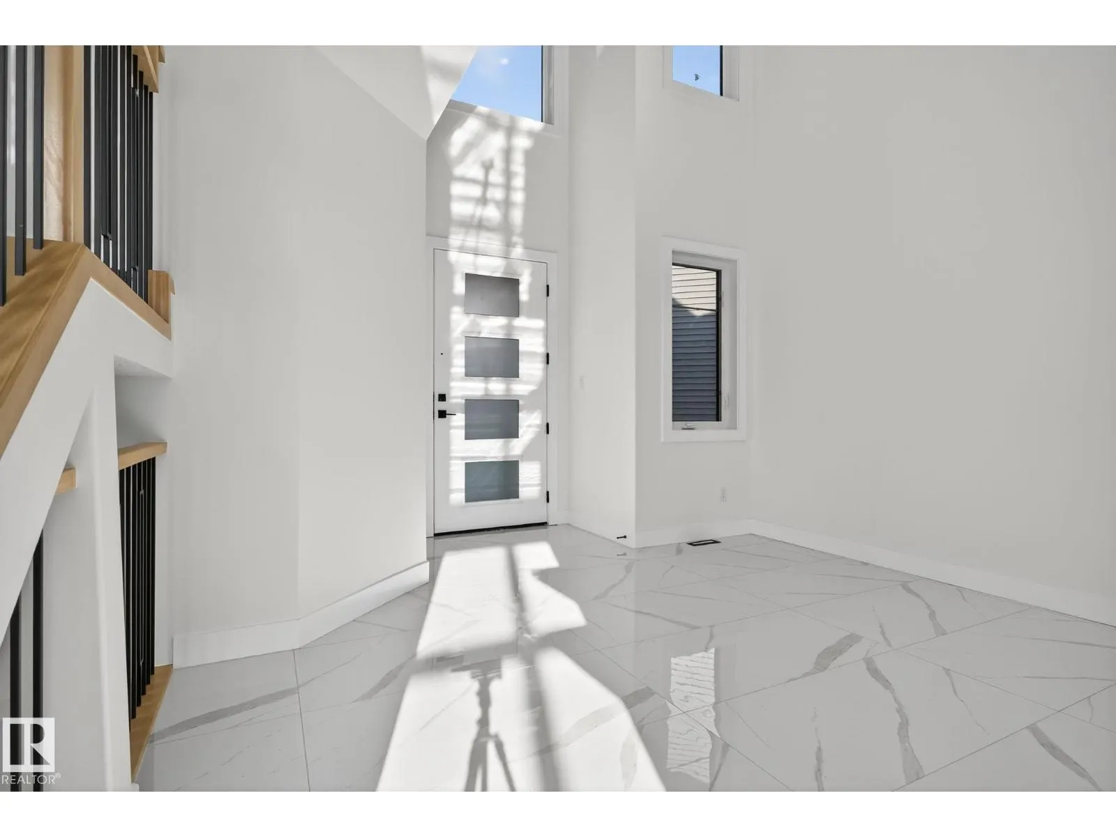 6020 19 ST NE