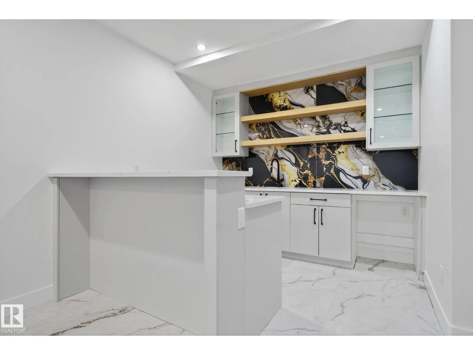 6020 19 ST NE