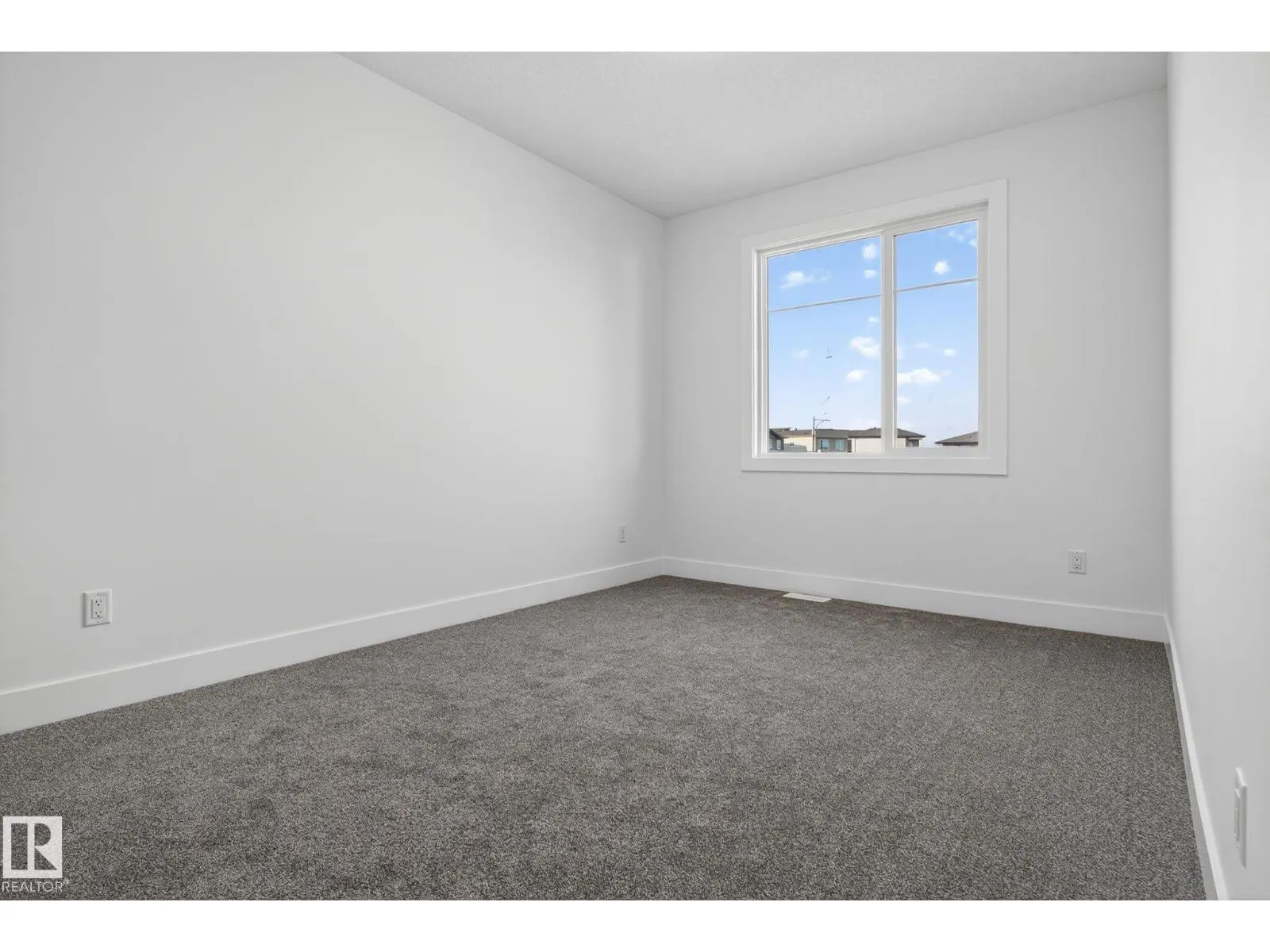 6020 19 ST NE