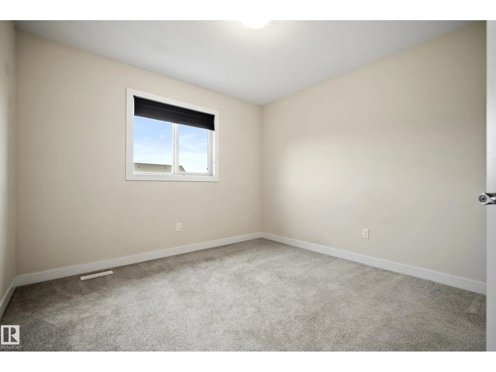 23 GREENBURY BV
