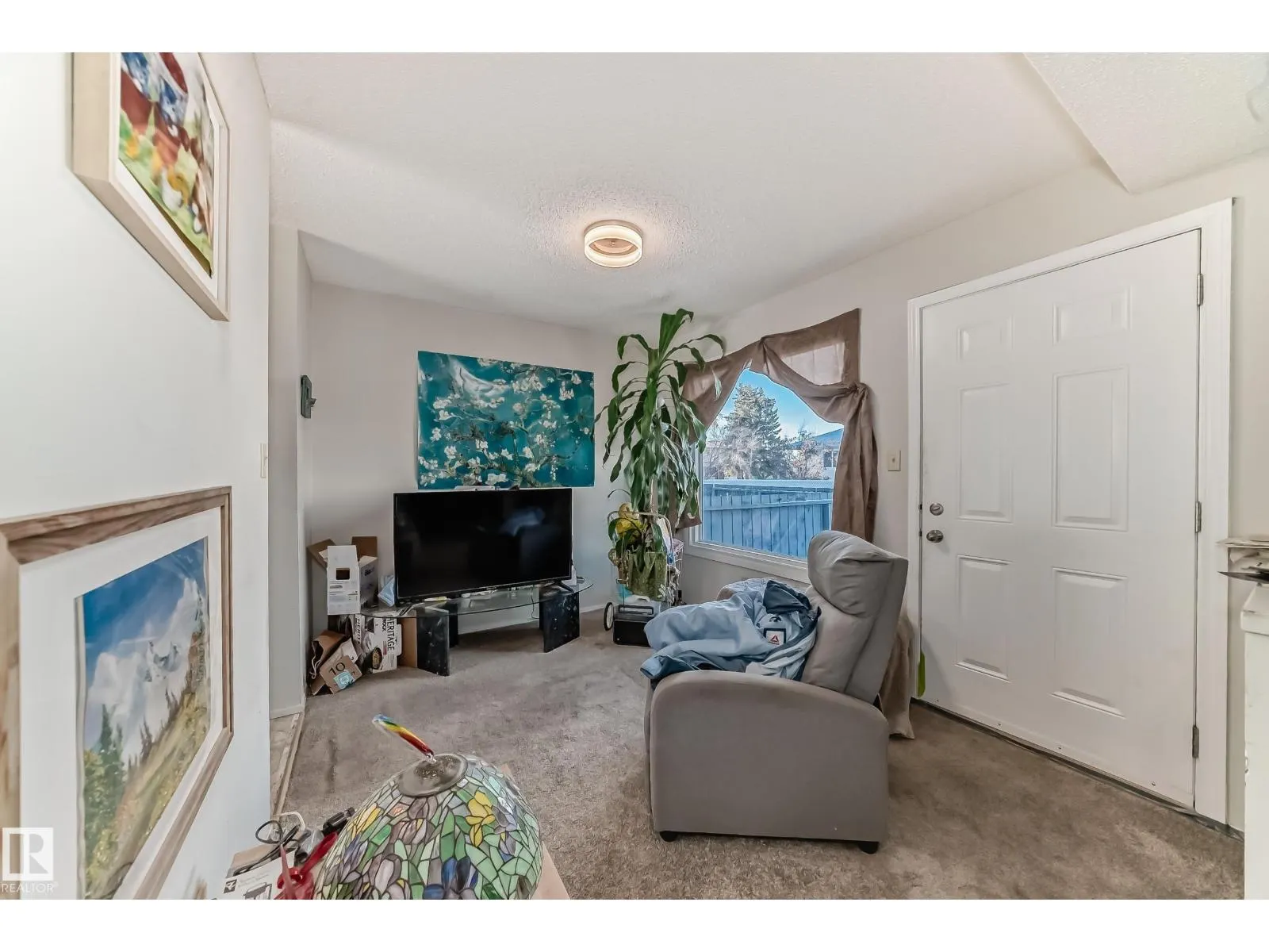 #55 1415 62 ST NW