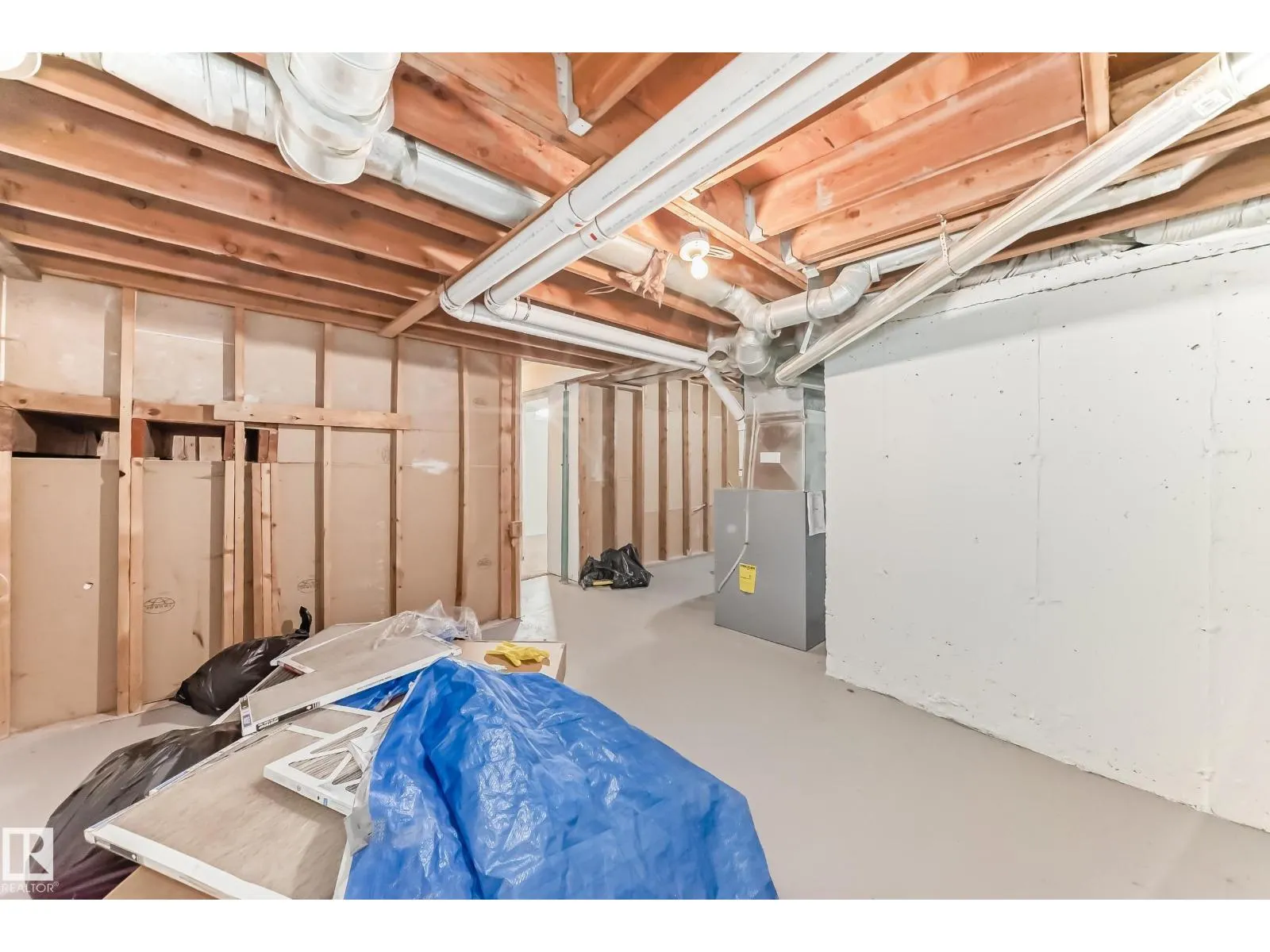 #55 1415 62 ST NW
