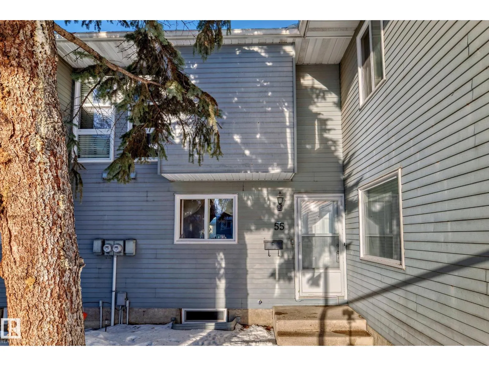 #55 1415 62 ST NW