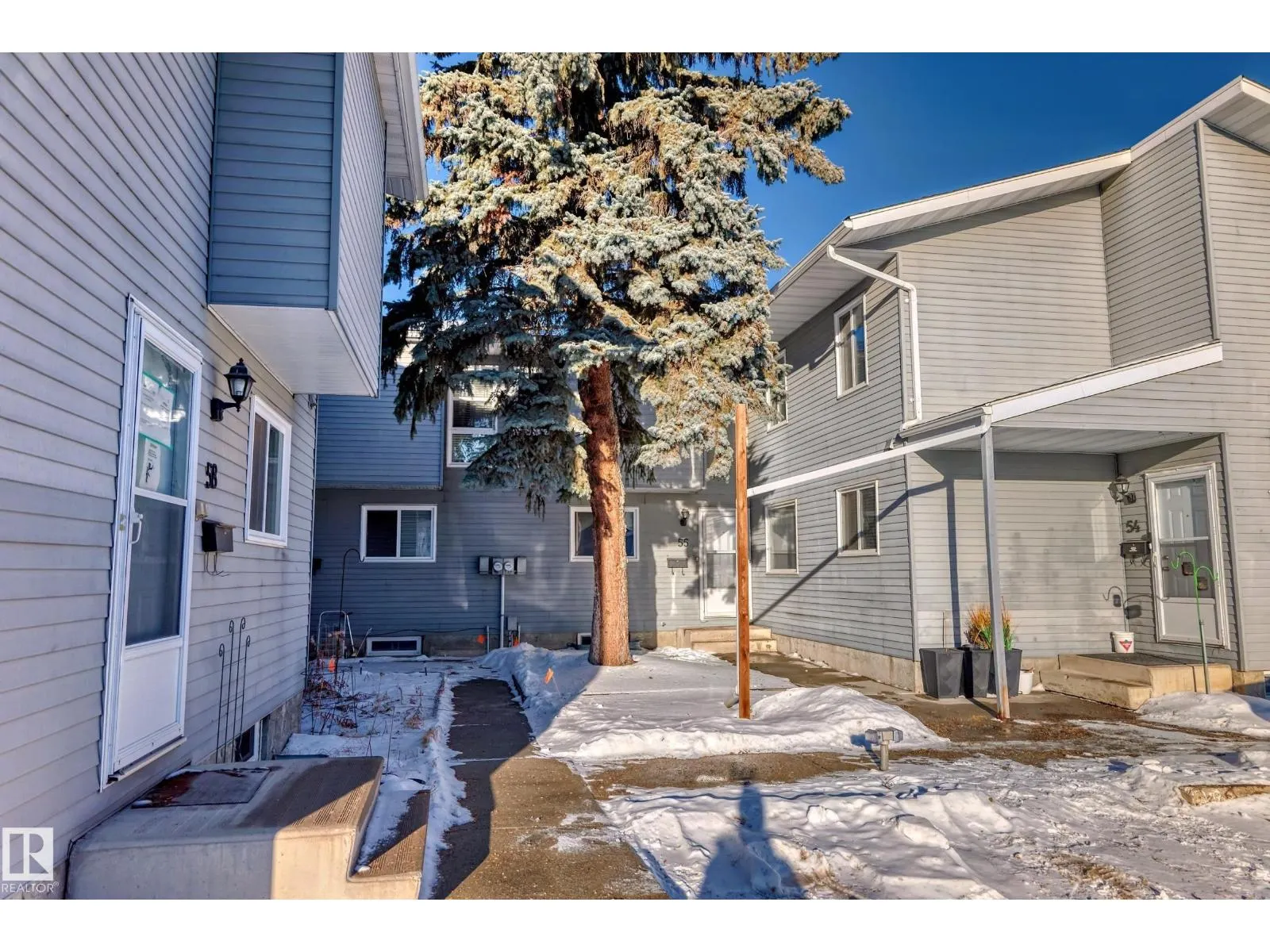#55 1415 62 ST NW