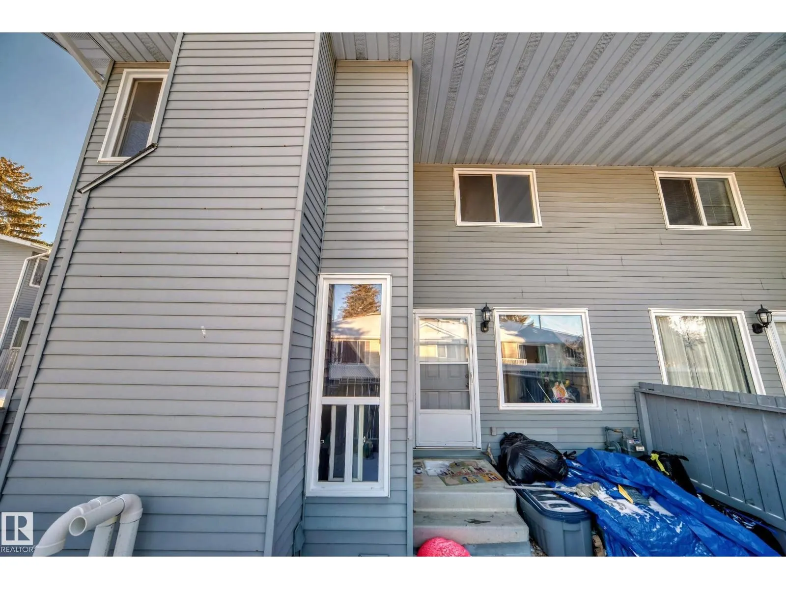 #55 1415 62 ST NW