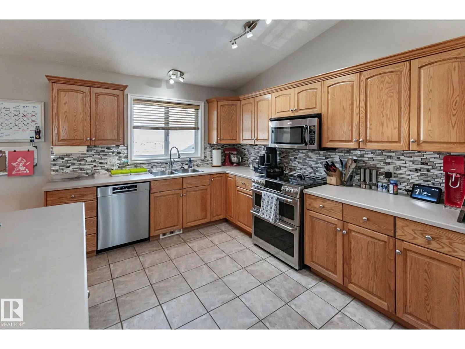 4008 42 ST