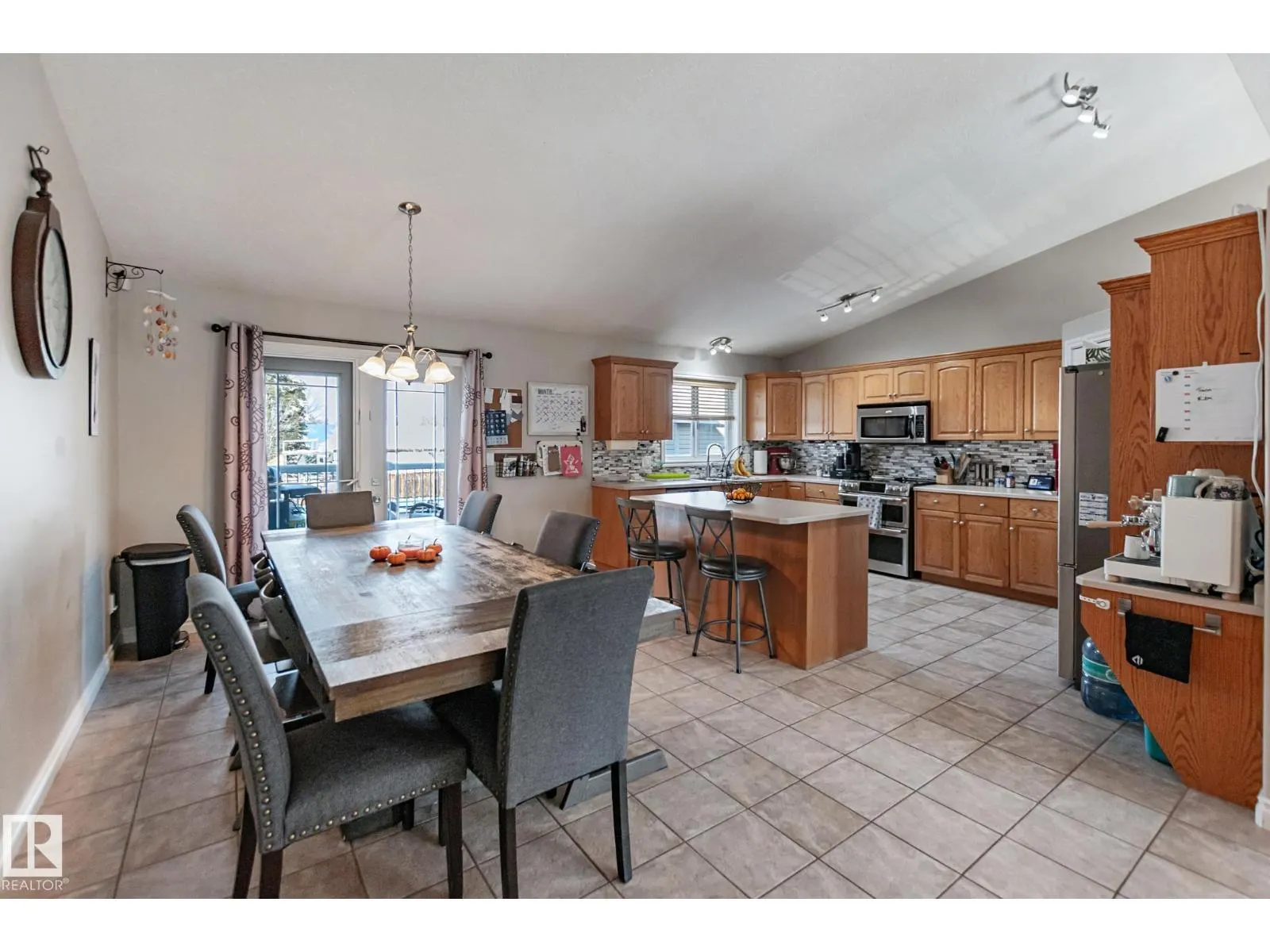 4008 42 ST