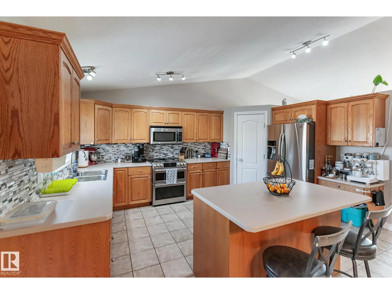 4008 42 ST