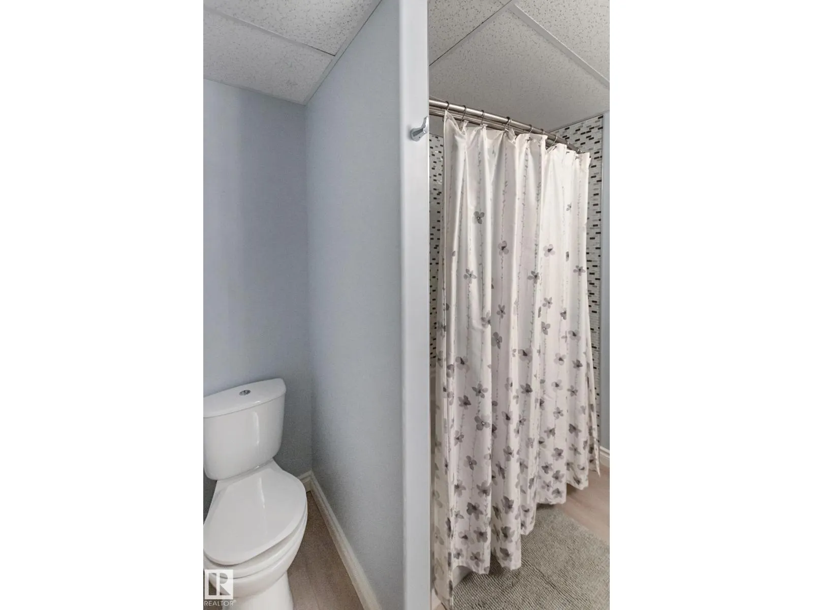 4008 42 ST