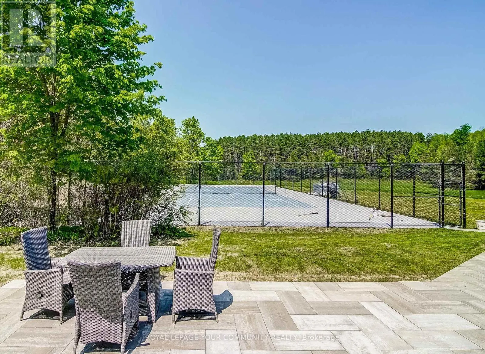 674 REGIONAL RD 21 ROAD