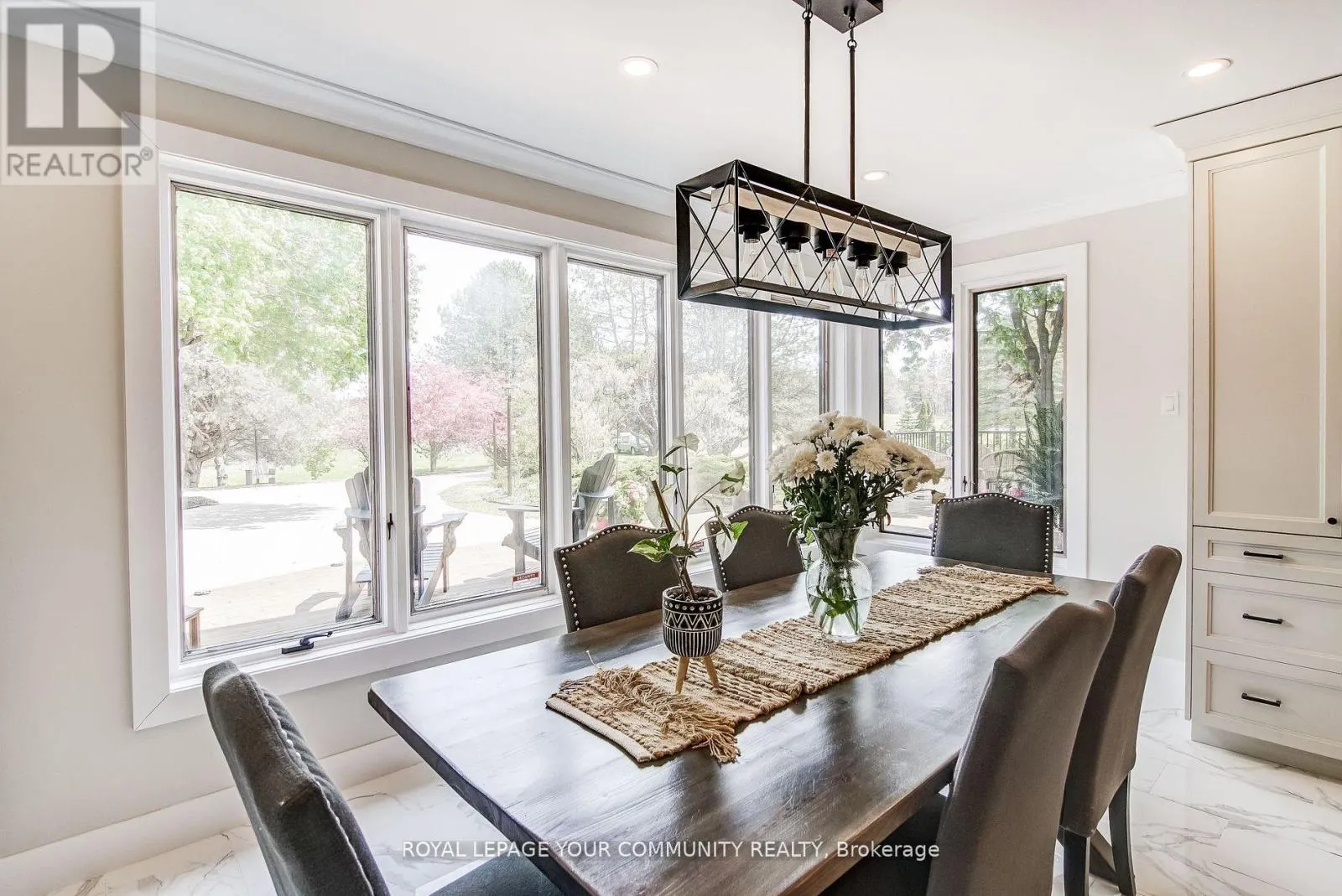 674 REGIONAL RD 21 ROAD