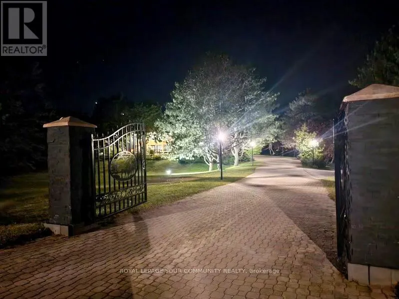 674 REGIONAL RD 21 ROAD