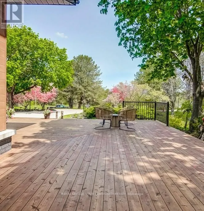 674 REGIONAL RD 21 ROAD