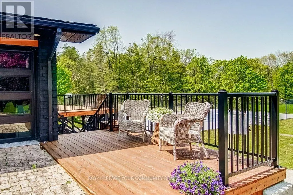 674 REGIONAL RD 21 ROAD